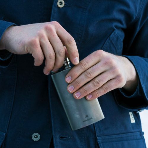 titanium flask L t 013 lifestyle 05